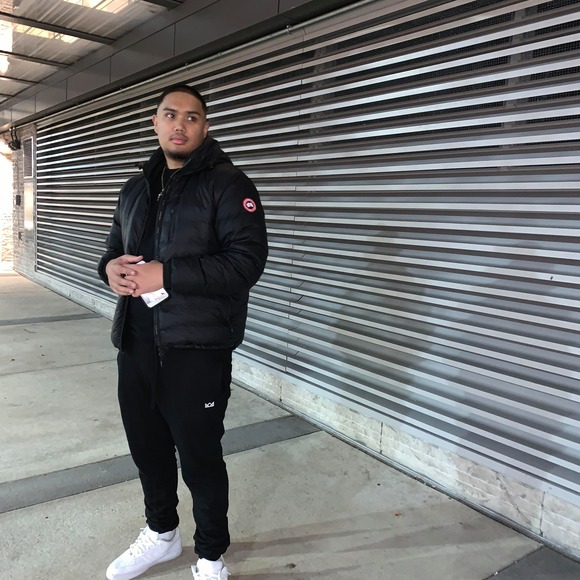 Meet your Posher, Joshua - Picture 1 of 1